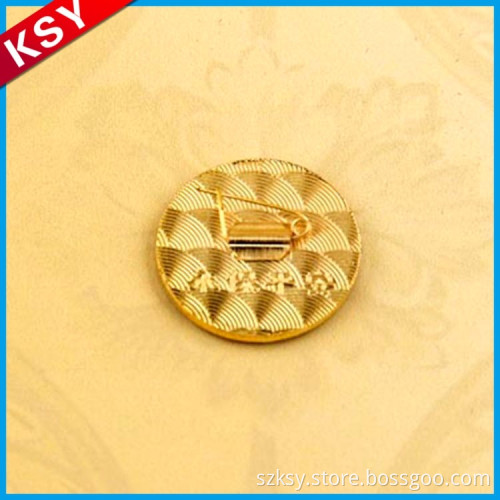 New Product Top Quality Enamel Football 3D School Lapel Pins Car Emblems And Badges